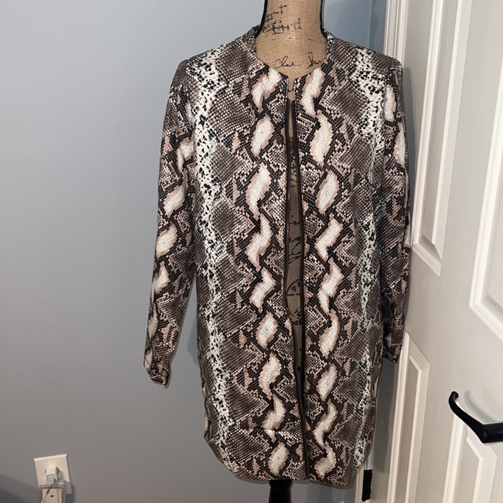 Faux Snake print size large jacket